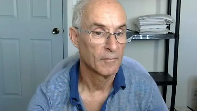 Snapshot of funone1999 chatting on 11/05/25, 10:32 funone1999 online show from 11/05/25, 10:32