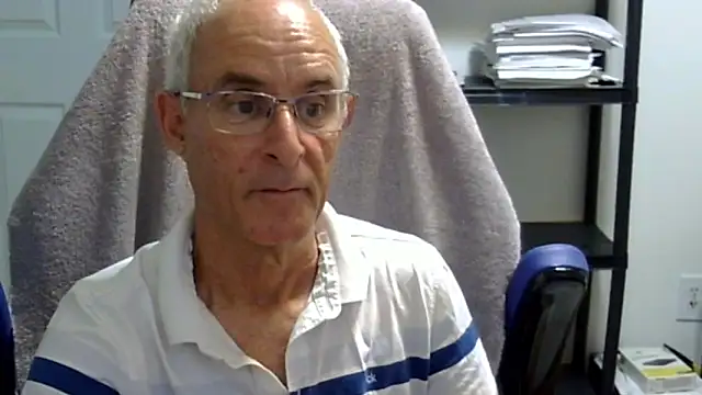 Snapshot of funone1999 chatting on 11/14/25, 12:42 funone1999 online show from 11/14/25, 12:42