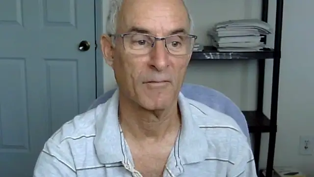 Snapshot of funone1999 chatting on 11/18/25, 06:34 funone1999 online show from 11/18/25, 06:34