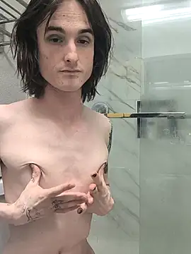 Snapshot of Eye77798 chatting on 10/27/25, 06:45 Eye77798 online show from 10/27/25, 06:45