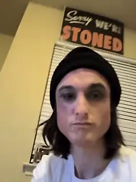 Snapshot of Eye77798 chatting on 11/28/25, 02:58 Eye77798 online show from 11/28/25, 02:58