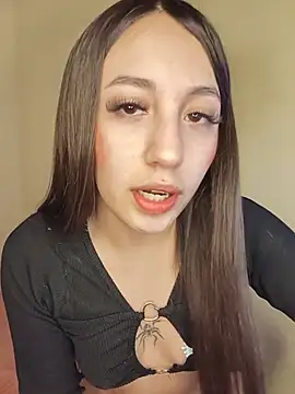 StefaniaFoxx  online show from 07/15/26, 06:40