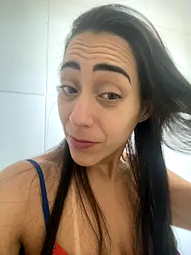 Snapshot of lucioliveira chatting on 11/10/25, 02:05 lucioliveira online show from 11/10/25, 02:05