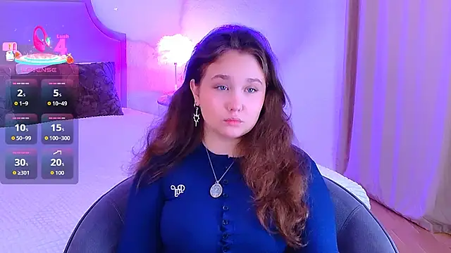 Snapshot of VelvetVixenCute chatting on 09/22/25, 05:20 VelvetVixenCute online show from 09/22/25, 05:20