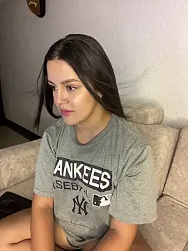 lunita sweet5 online show from 09/13/25, 12:10