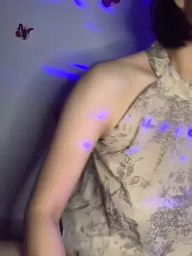 Snapshot of Mimi_sex01 chatting on 11/25/25, 03:01 Mimi sex01 online show from 11/25/25, 03:01