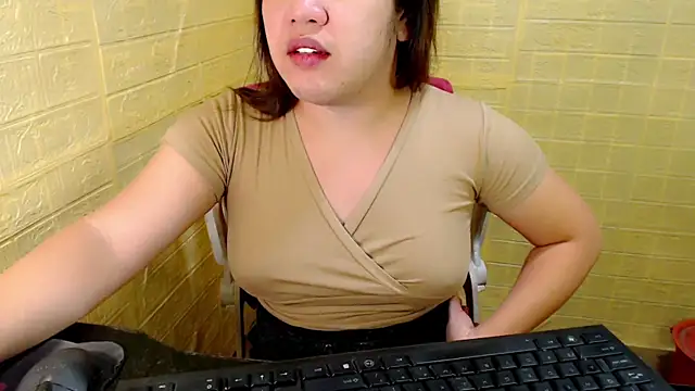 xUrDreamSlutWhore online show from 10/22/25, 03:01