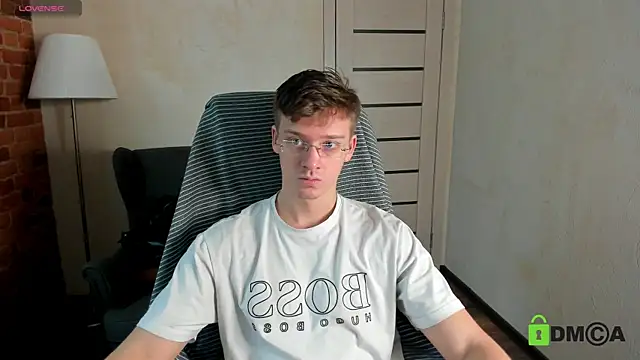 Harm Dick online show from 10/31/25, 10:38