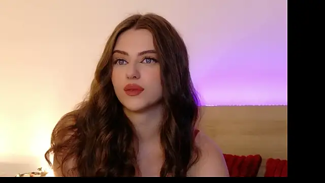 Snapshot of Sienna_Voss chatting on 10/31/25, 08:21 Sienna Voss online show from 10/31/25, 08:21