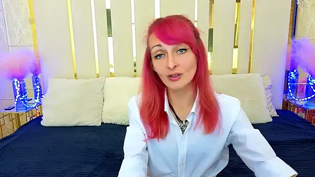 BrandyBloom online show from 10/26/25, 02:56