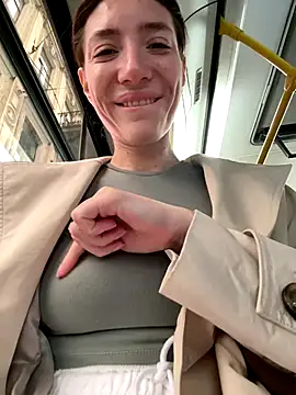 Snapshot of BallerinaCappuccino_ chatting on 09/19/25, 04:47 BallerinaCappuccino  online show from 09/19/25, 04:47