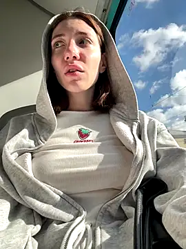 Snapshot of BallerinaCappuccino_ chatting on 09/28/25, 08:31 BallerinaCappuccino  online show from 09/28/25, 08:31