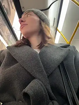 Snapshot of BallerinaCappuccino_ chatting on 10/22/25, 06:57 BallerinaCappuccino  online show from 10/22/25, 06:57