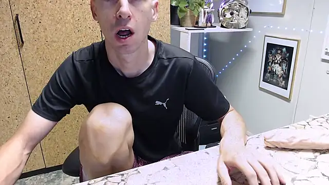 Snapshot of sakiramissy chatting on 09/22/25, 06:15 sakiramissy online show from 09/22/25, 06:15