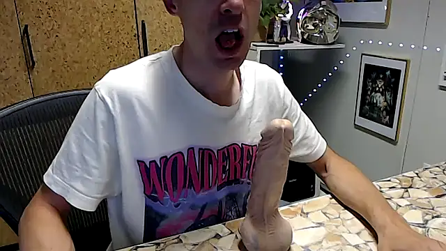 Snapshot of sakiramissy chatting on 10/13/25, 06:02 sakiramissy online show from 10/13/25, 06:02