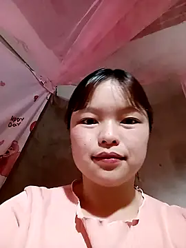 XoiXoi232 online show from 10/25/25, 12:51