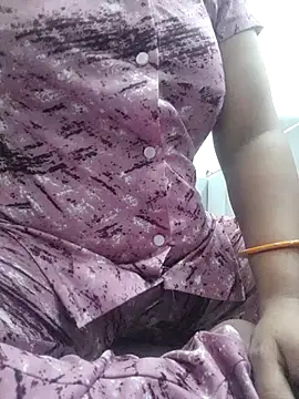 Sexy-savita1 online show from 09/15/25, 05:18