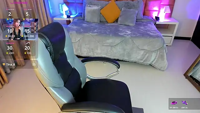 Snapshot of Catti_Brie chatting on 11/06/25, 11:55 Catti Brie online show from 11/06/25, 11:55