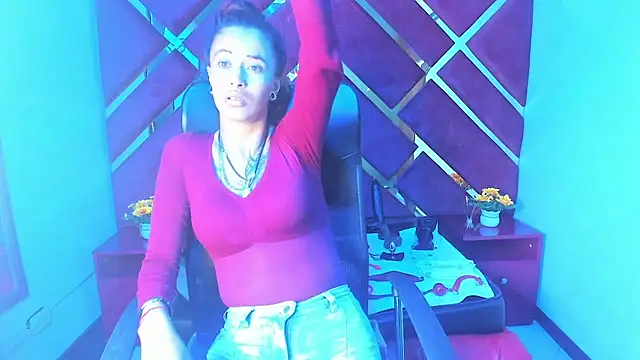 Snapshot of Kataleya_Luck chatting on 11/28/25, 03:20 Kataleya Luck online show from 11/28/25, 03:20