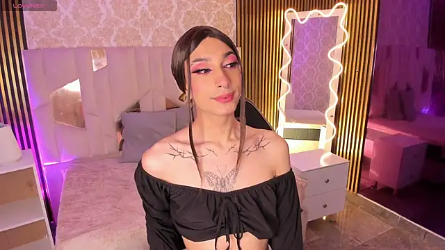 CYRUS TAY online show from 07/19/26, 04:27