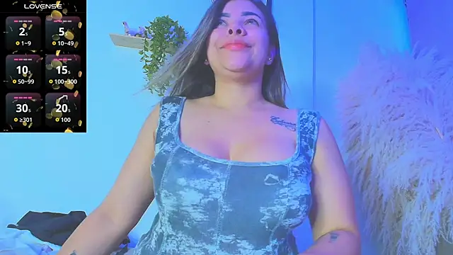 LindaaEvanss online show from 09/17/25, 05:03