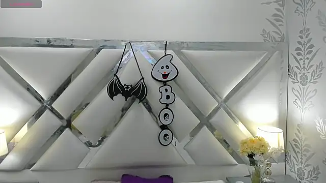 lanarios online show from 10/09/25, 04:54