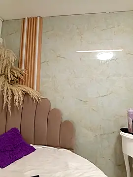 lanarios online show from 10/11/25, 04:22