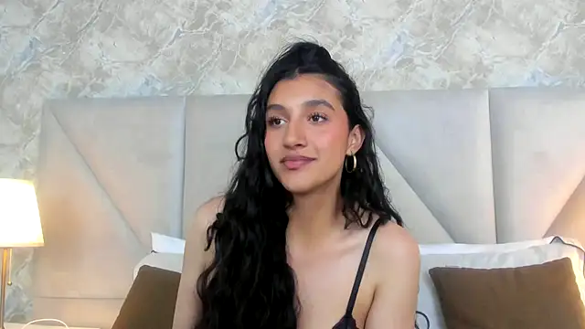 ValentiinaCruz online show from 10/23/25, 10:41