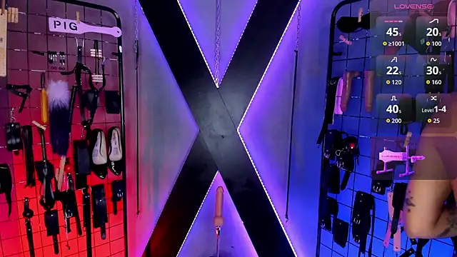VictoryaLiah BDSM online show from 06/12/26, 10:47