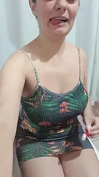Snapshot of _SexyPetite_ chatting on 11/27/25, 05:15 SexyPetite online show from 11/27/25, 05:15