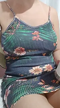 Snapshot of _SexyPetite_ chatting on 04/07/26, 01:17 SexyPetite online show from 04/07/26, 01:17