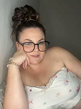 whitequeen xxx online show from 09/16/25, 09:16