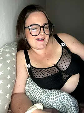 whitequeen xxx online show from 10/02/25, 09:11