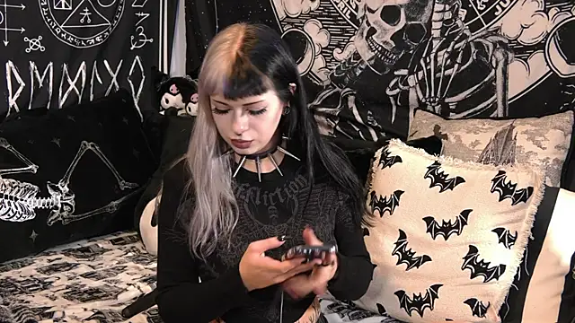 Paige Turner online show from 04/29/26, 08:59