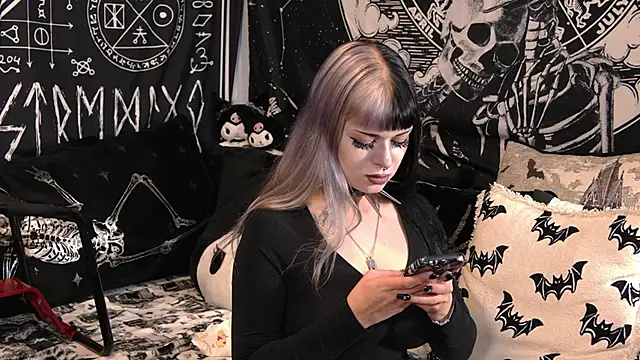Paige Turner online show from 05/08/26, 01:00