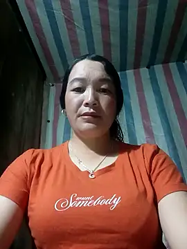 Snapshot of Bliss_rose chatting on 09/18/25, 01:51 Bliss rose online show from 09/18/25, 01:51