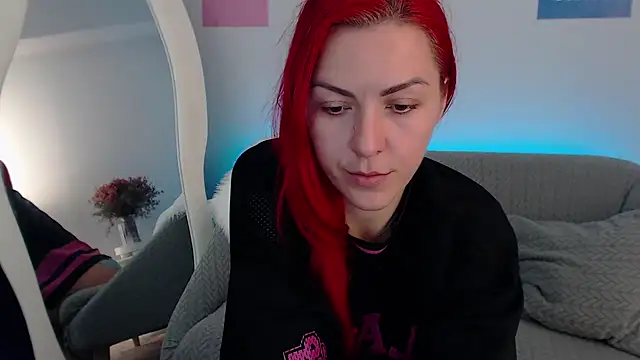 Arri elle online show from 09/18/25, 01:18