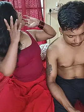 Hotbhabi305 online show from 05/17/26, 07:06