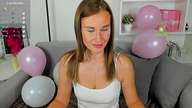 Snapshot of Dana_Wils1 chatting on 10/01/25, 02:28 Dana Wils1 online show from 10/01/25, 02:28