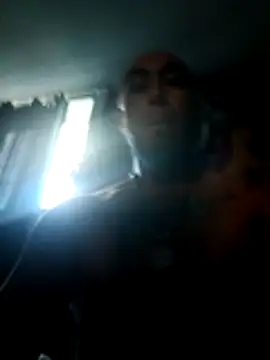 Snapshot of Mac15151 chatting on 05/10/26, 10:48 Mac15151 online show from 05/10/26, 10:48