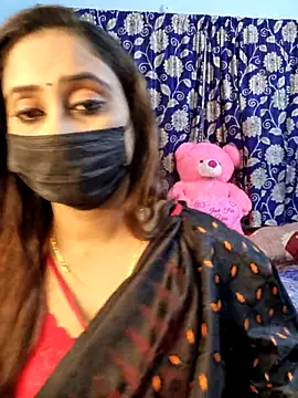 Cute-lusi online show from 09/18/25, 07:38