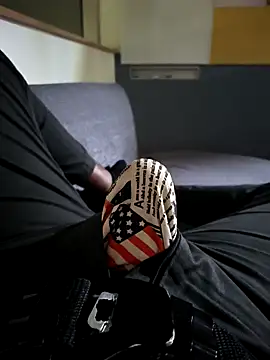 hotboy43339 online show from 10/17/25, 11:07