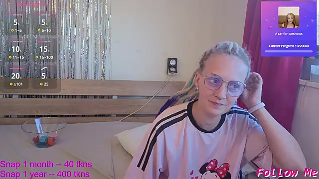 lisa yummi online show from 09/26/25, 09:02