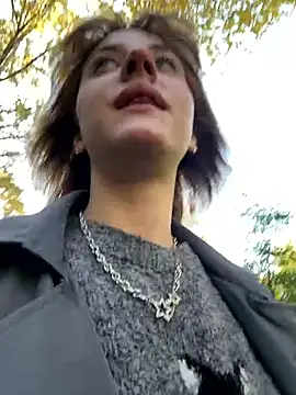 Snapshot of Only_April chatting on 10/09/25, 10:35 Only April online show from 10/09/25, 10:35