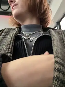 Snapshot of Only_April chatting on 11/06/25, 08:59 Only April online show from 11/06/25, 08:59