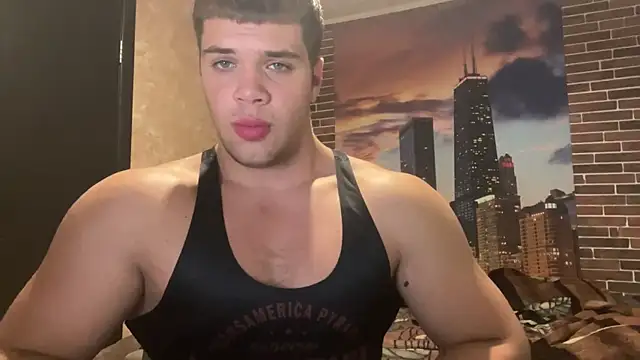 MusclePhantom online show from 10/16/25, 08:10