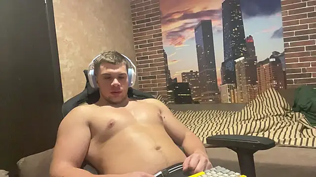 MusclePhantom online show from 10/27/25, 10:58