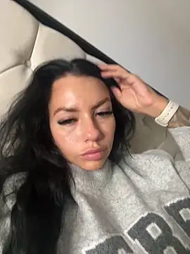 Snapshot of BELLABLACKXUK chatting on 10/30/25, 06:41 BELLABLACKXUK online show from 10/30/25, 06:41