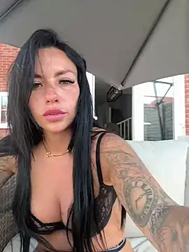 BELLABLACKXUK online show from 07/07/26, 03:27