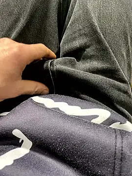 wwwiiilll online show from 10/06/25, 04:59